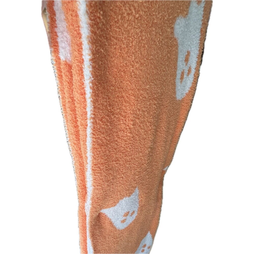 2 Cupcakes and Cashmere Viral Ghost Blankets - Picture 3 of 6